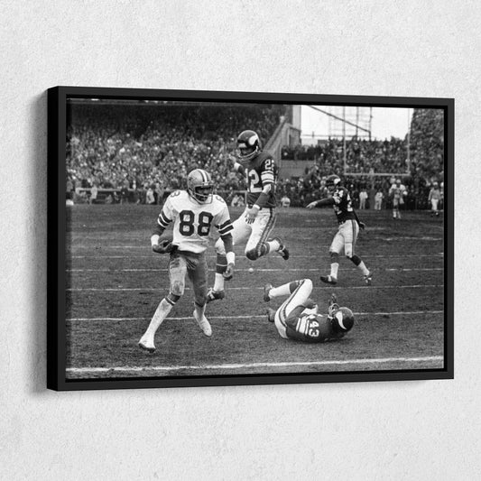 Staubach's 'Hail Mary' Canvas Wall Art - Cowboys vs. Vikings NFL Poster