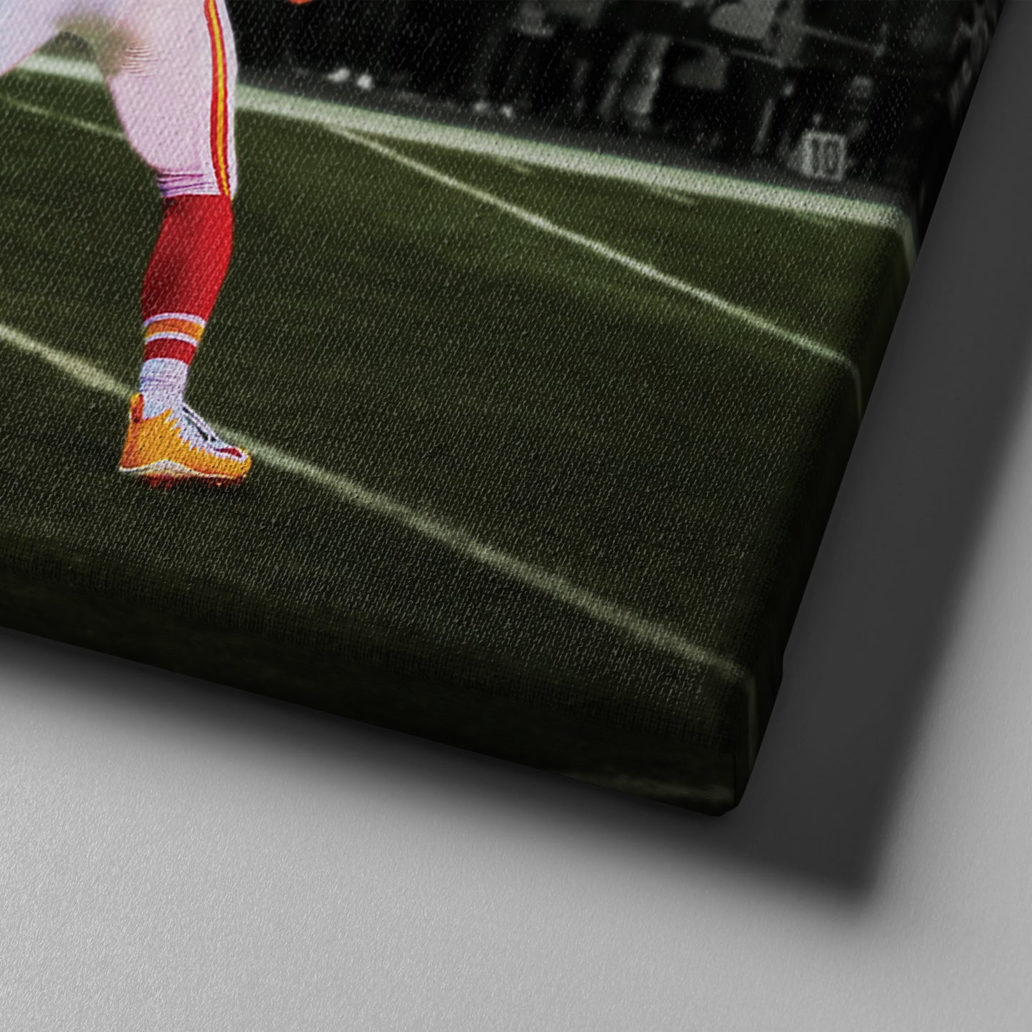 Travis Kelce Kansas City Chiefs Canvas Wall Art – NFL Superstar Decor