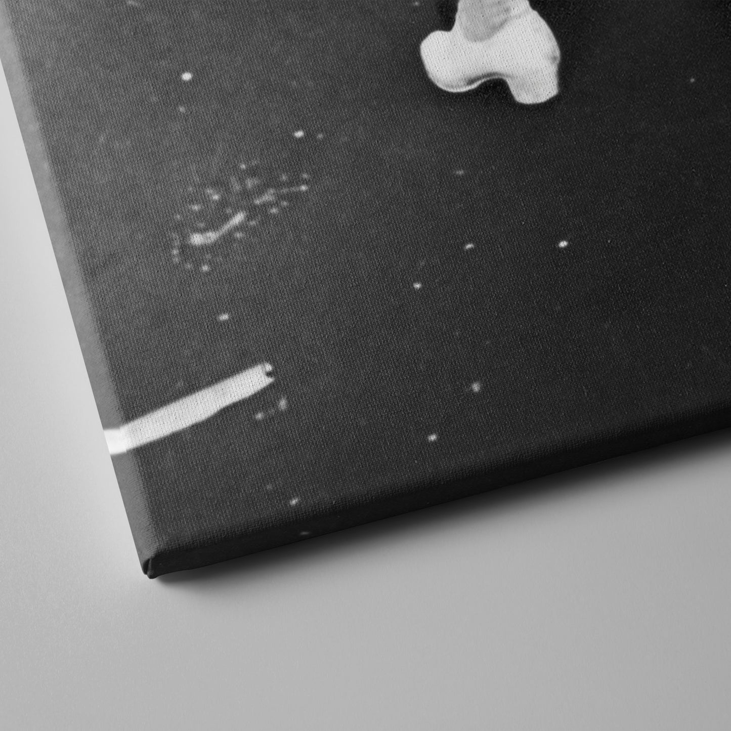 Sailor Kissing Nurse - Times Square New York Celebration Canvas Wall Art