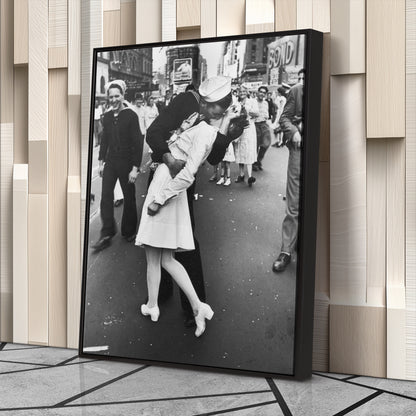 Sailor Kissing Nurse - Times Square New York Celebration Canvas Wall Art