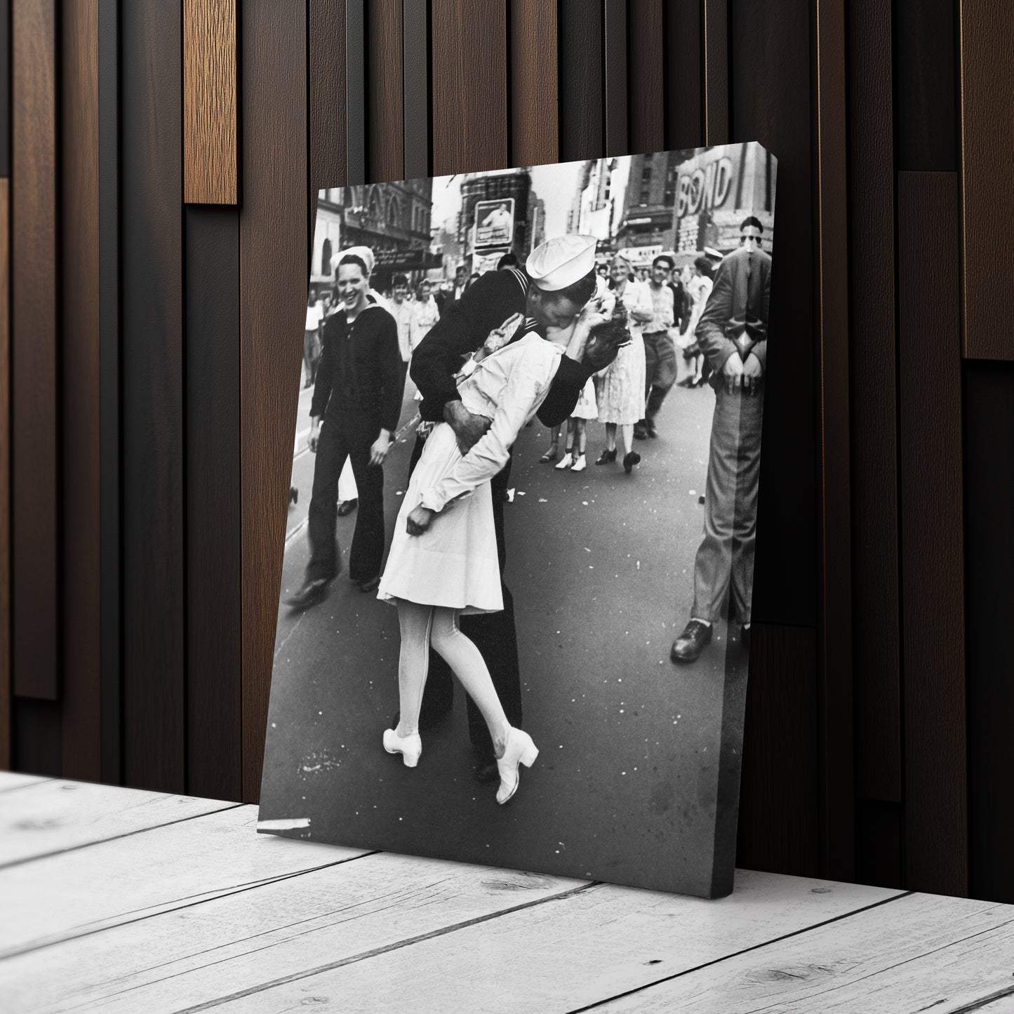 Sailor Kissing Nurse - Times Square New York Celebration Canvas Wall Art