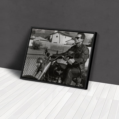 Arnold Schwarzenegger Terminator Movie Scene Canvas Print – Motorcycle Wall Art for Home & Office Decor