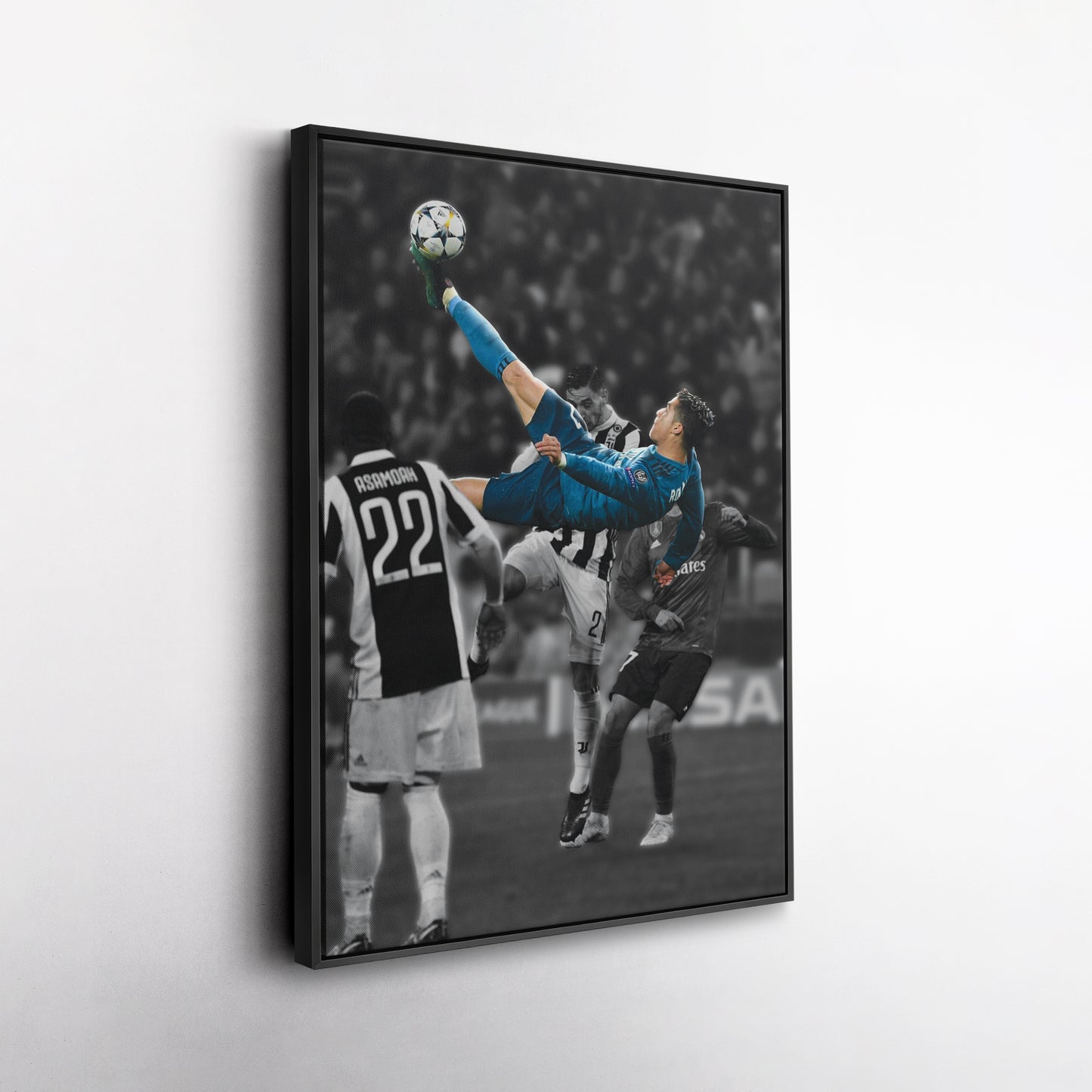 Cristiano Ronaldo Overhead Kick vs Juventus Canvas Wall Art Decor - Iconic Soccer Art