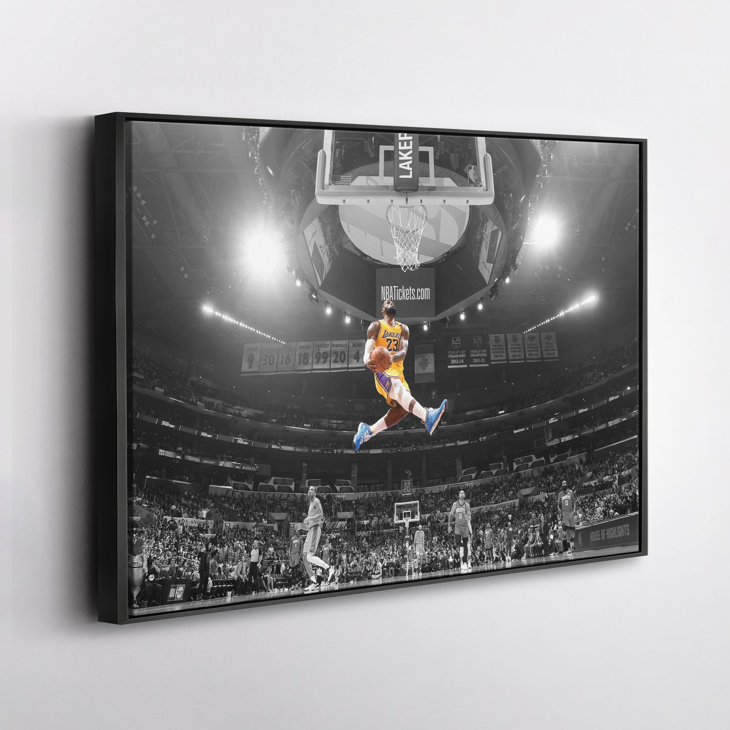 LeBron James Dunk Basketball Canvas Wall Art – NBA King in Action