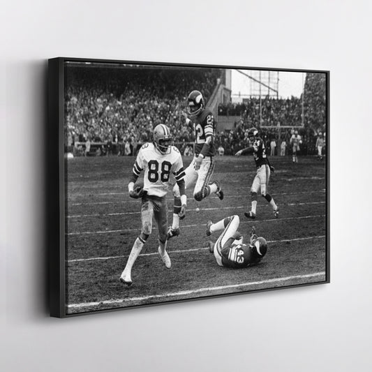 Staubach's 'Hail Mary' Canvas Wall Art - Cowboys vs. Vikings NFL Poster