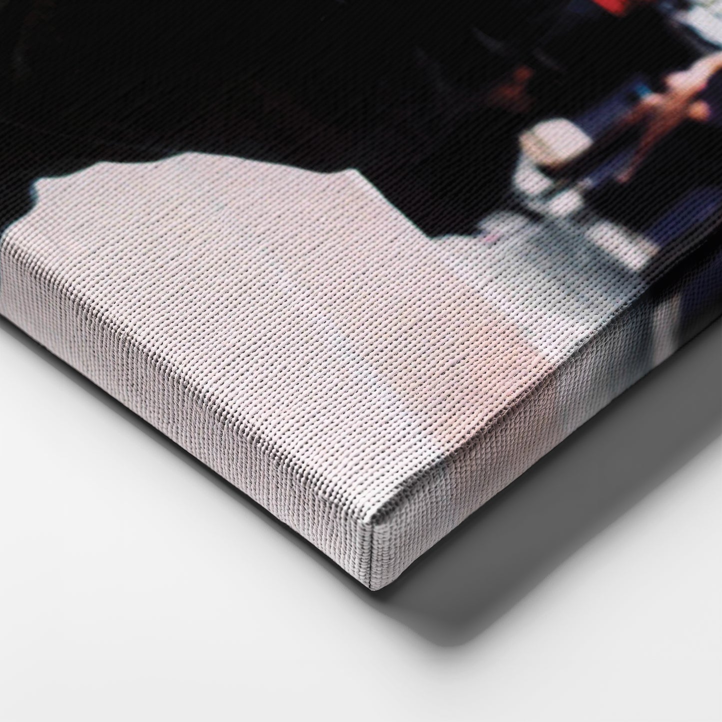 Pulp Fiction Dance Twist Canvas Wall Art – Timeless Movie Moment Decor