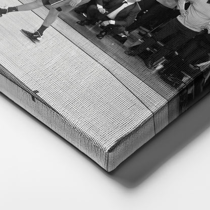 Kawhi Leonard Buzzer Beater Toronto Raptors Canvas Wall Art Decor - NBA Playoff Art