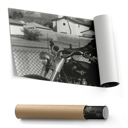 Arnold Schwarzenegger Terminator Movie Scene Canvas Print – Motorcycle Wall Art for Home & Office Decor