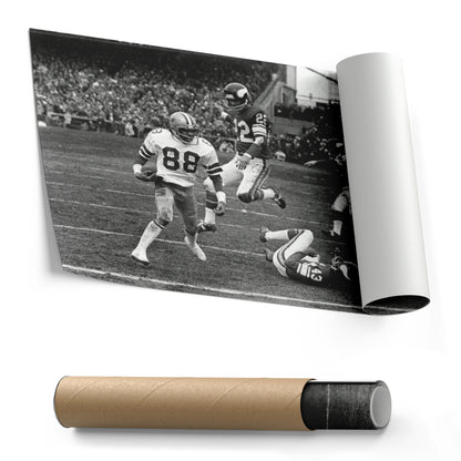 Staubach's 'Hail Mary' Canvas Wall Art - Cowboys vs. Vikings NFL Poster